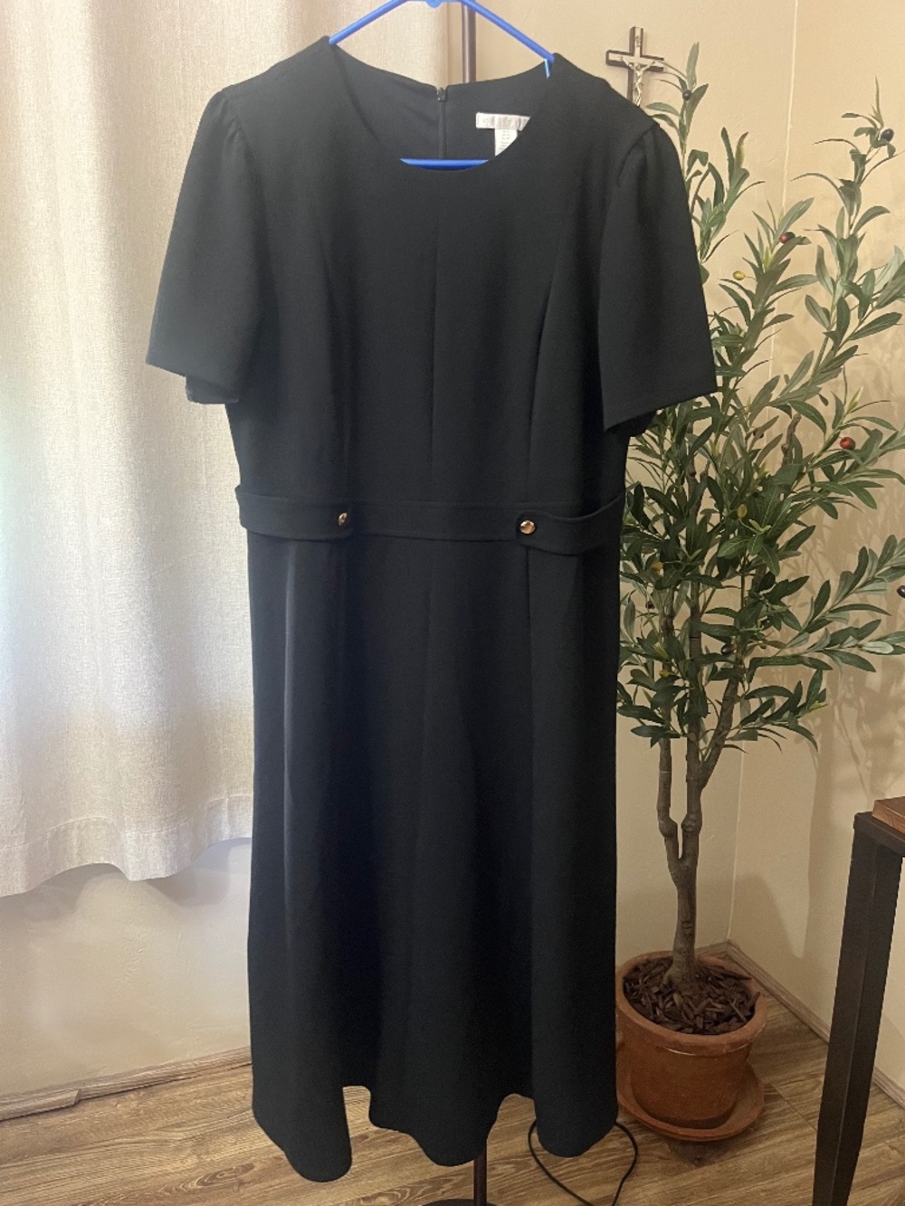 London Times Black Dress